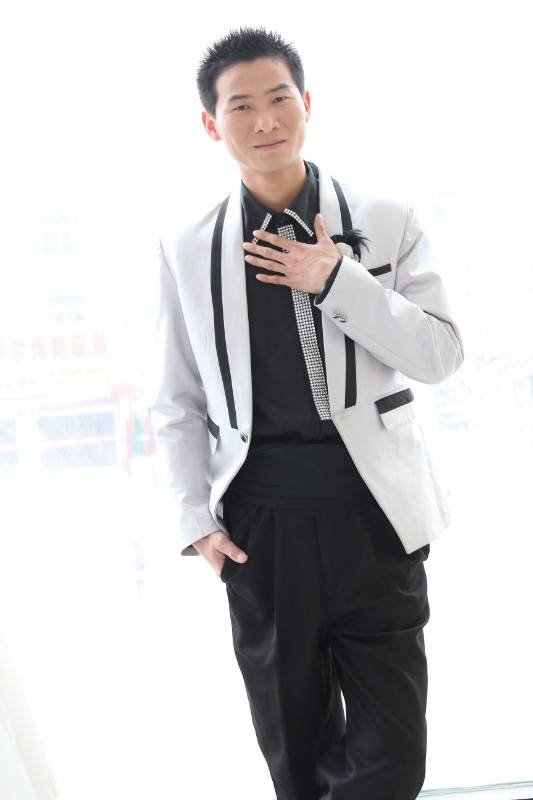 韩克（中国男编剧、导演、演员）