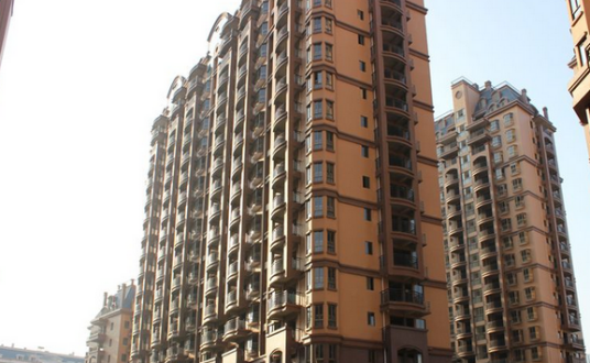 中央名城
