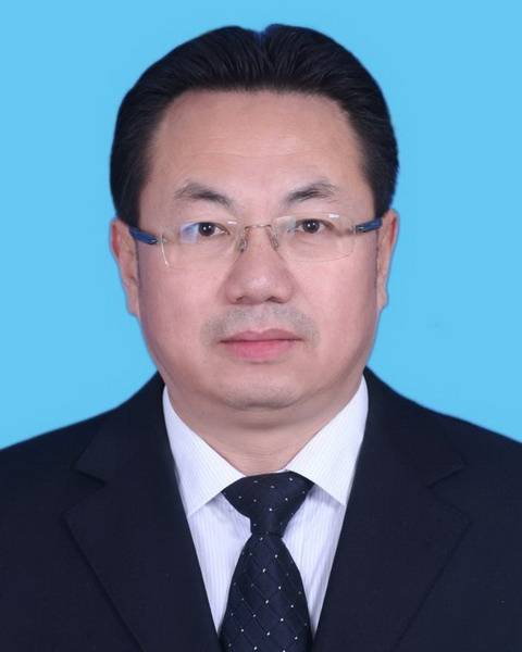 何东（甘肃省临夏回族自治州委副书记、州长）