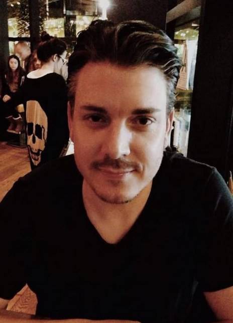 Justin Caine Burnett