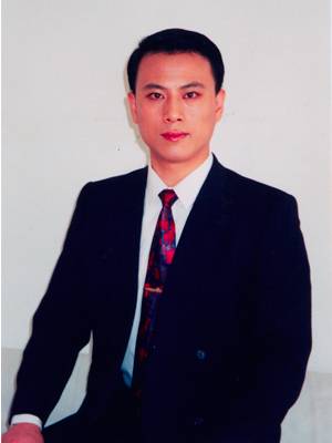 黄炳强（中国京剧院演员）