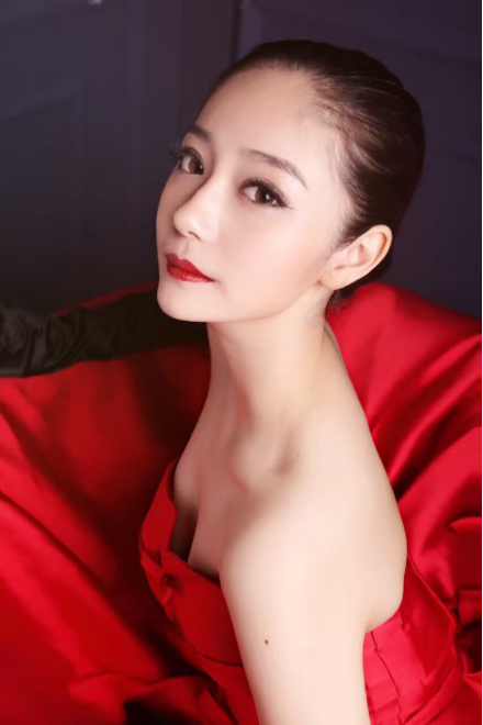 童佳颖