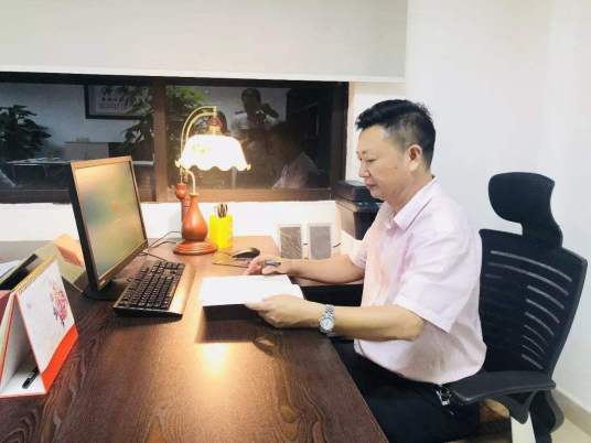 谭诗清（广东省特级教师、正高级教师）