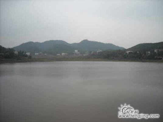 秋发庚岭