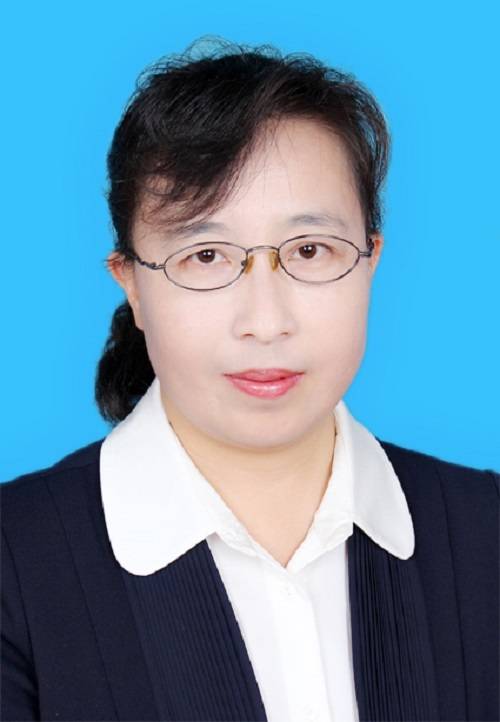 李英(内蒙古自治区丰镇市委书记、市人武部党委第一书记)