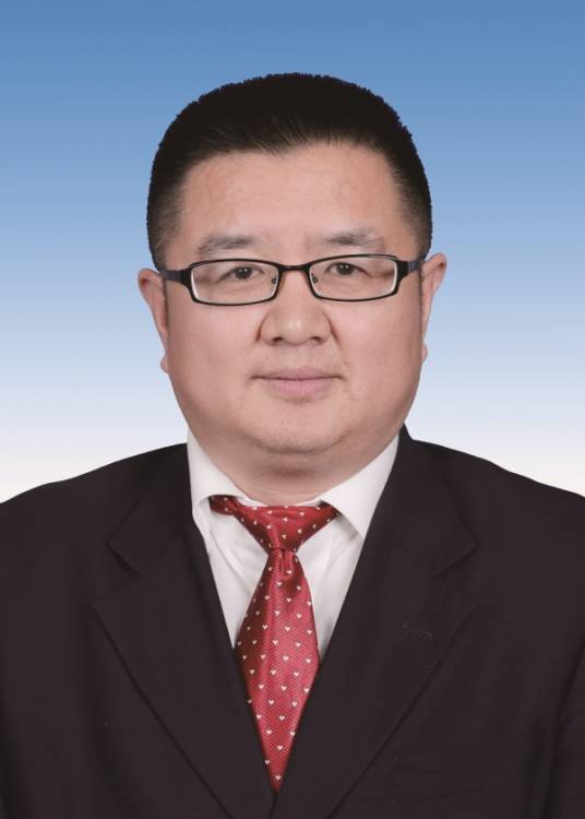 方东(贵州省国资委副主任)