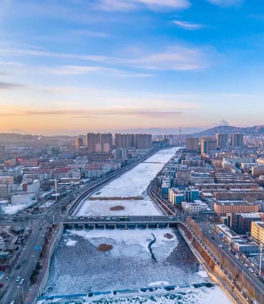 清水河(海河流域永定河水系上游洋河的支流)