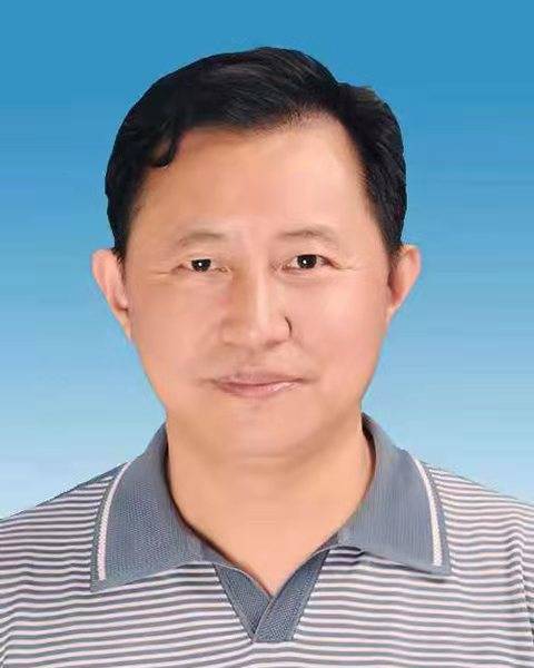 张国富(山东省临沂市教育局党组成员、副局长)