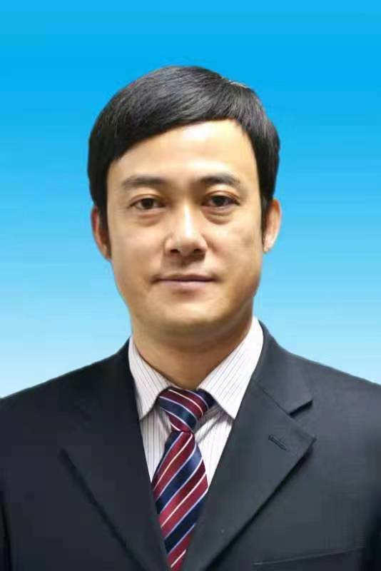 张宝成（集宁师范学院党委副书记、院长）