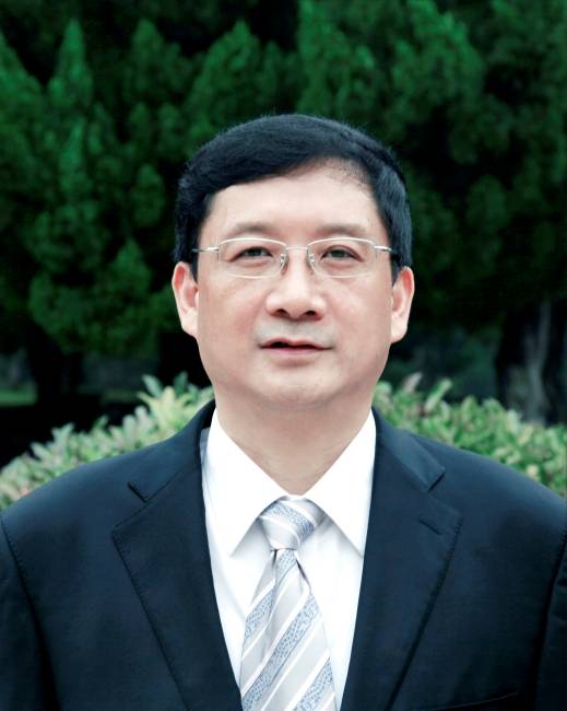 熊健（安徽文达信息工程学院党委副书记、校长）