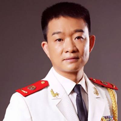 曾德洪（著名军旅歌唱家、军营民谣创始人、军营民谣的开拓者）