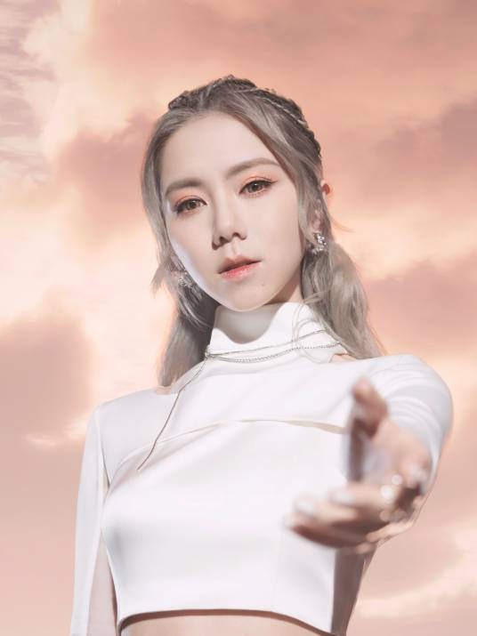 邓紫棋(华语流行乐女歌手、词曲作者、音乐制作人)