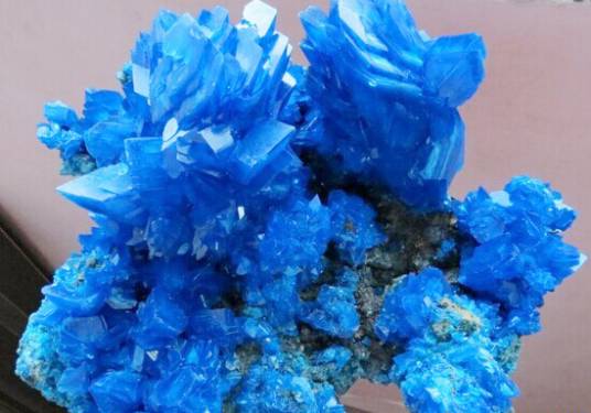 蓝水晶（矿物）