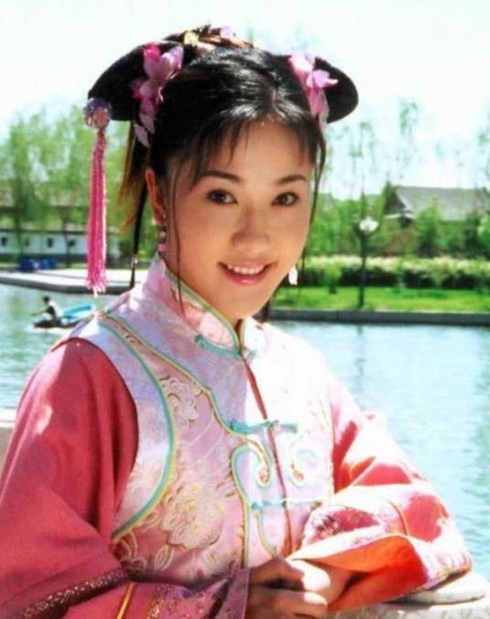 小桃红(《康熙微服私访记第1-5部》中的女主角)