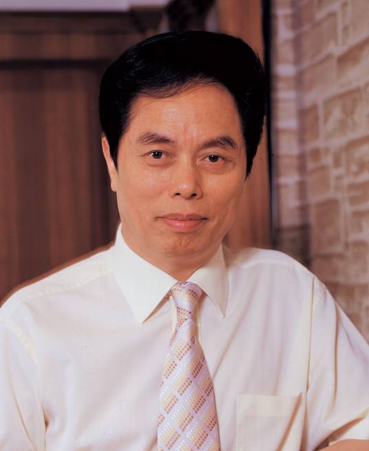 高德康（波司登创始人、集团主席）