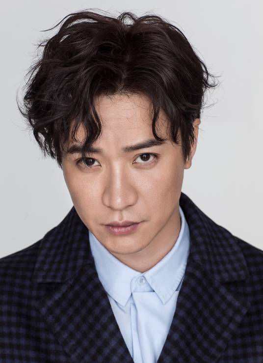 王弢（单簧管演奏家、中央音乐学院教授）