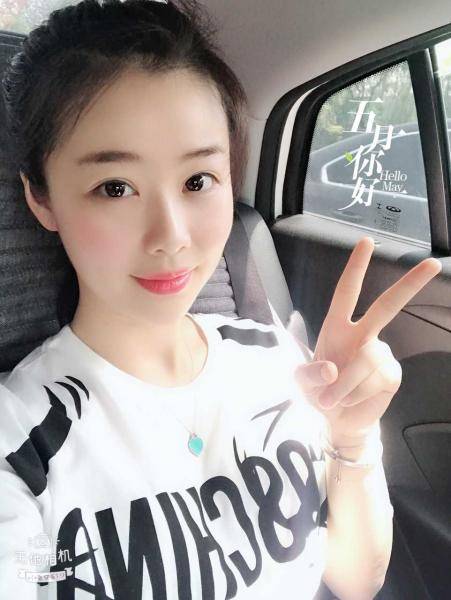 张喆(中国女性配音演员)