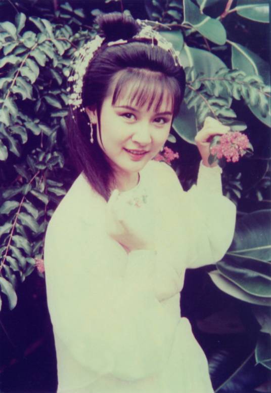 薛冰（古龙小说《陆小凤传奇之绣花大盗》女主角）