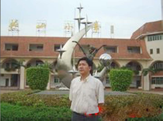 黄春生(深圳市松岗燕山小学校长)