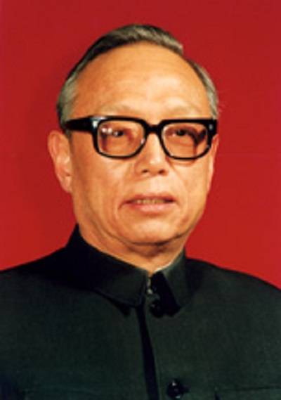 任建新（第九届全国政协副主席，中共中央政法委员会原书记，最高人民法院原院长、党组书记）