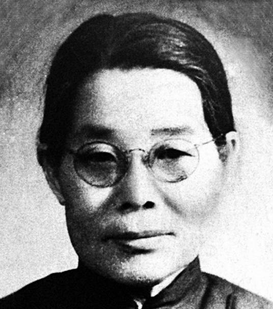 陈少敏（中华全国总工会原副主席，杰出的女性革命家）