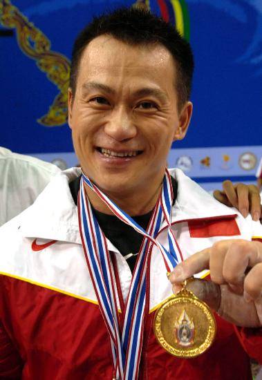 张国政（奥运会举重冠军）