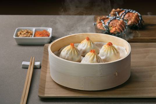 蟹黄汤包（江苏省的一道传统小吃）