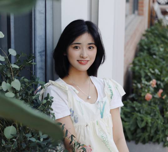 沈月（中国内地影视女演员）