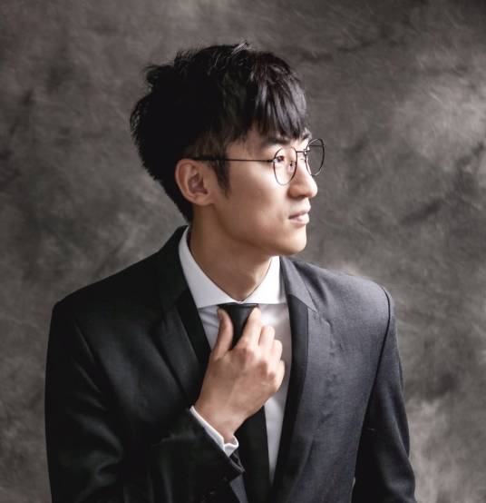 徐萌(《最强大脑之燃烧吧大脑》选手)