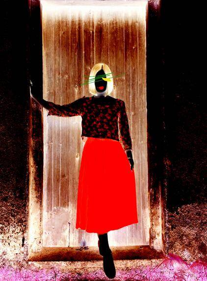 负片（经曝光和显影加工后得到的影像）