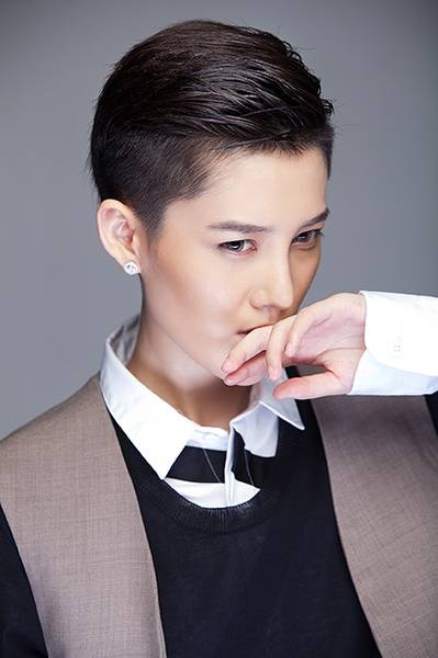 林弯弯（中国内地女歌手）