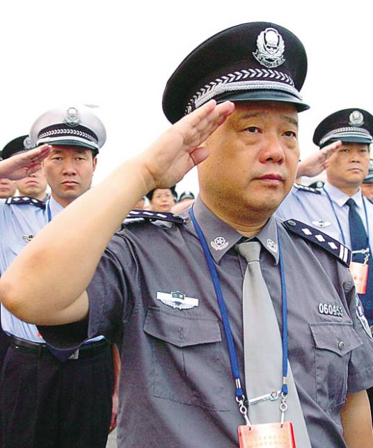 顾瑛(全国优秀人民警察)