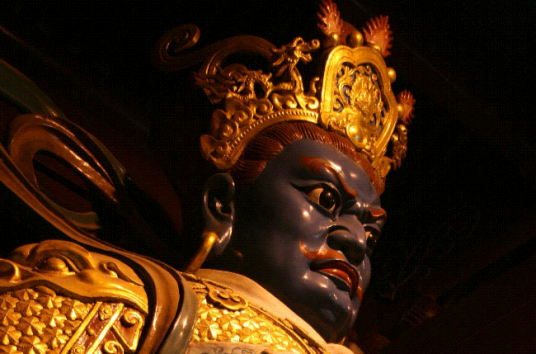 增长天王（佛教护法四大尊天王之一）