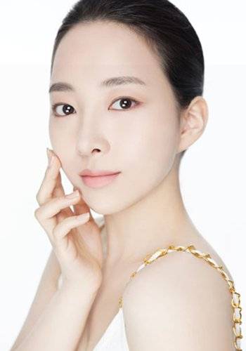 肌肤(包住脊椎动物的软层)