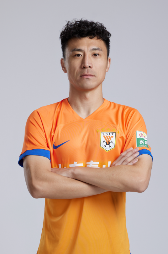 郑铮(1989年7月出生的中国足球运动员)