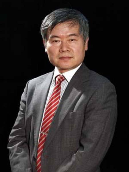 蔡继明(第十四届全国人大代表,第十四届全国人民代表大会财政经济委员会委员,清华大学政治经济学研究中心主任)