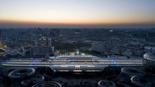 嘉兴站（中国浙江省嘉兴市境内铁路车站）