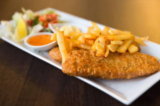 炸鱼薯条(英国盛行的外带食品)