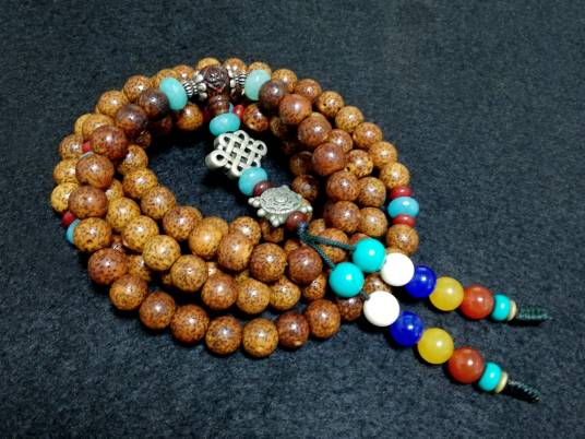 念珠（宗教用品与日常物品）