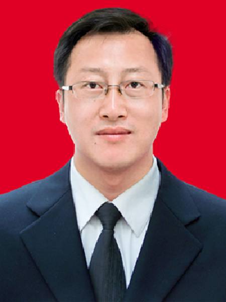 翟玉龙(云南省委宣传部副部长、省电影局局长)