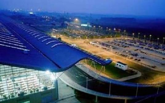 航空港(民航机场和有关服务设施构成的整体)