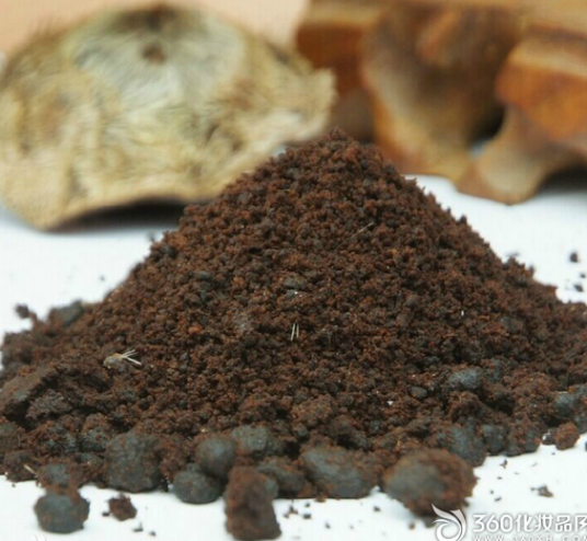 人工麝香（中成药）