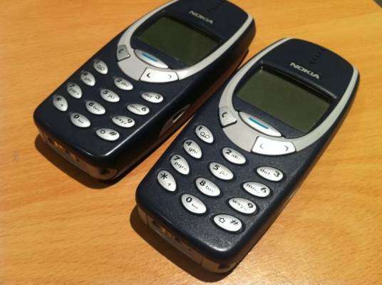 诺基亚3310(旧版诺基亚手机)