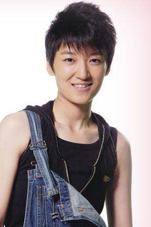 李薇薇(2006超级女声长沙唱区第6名)