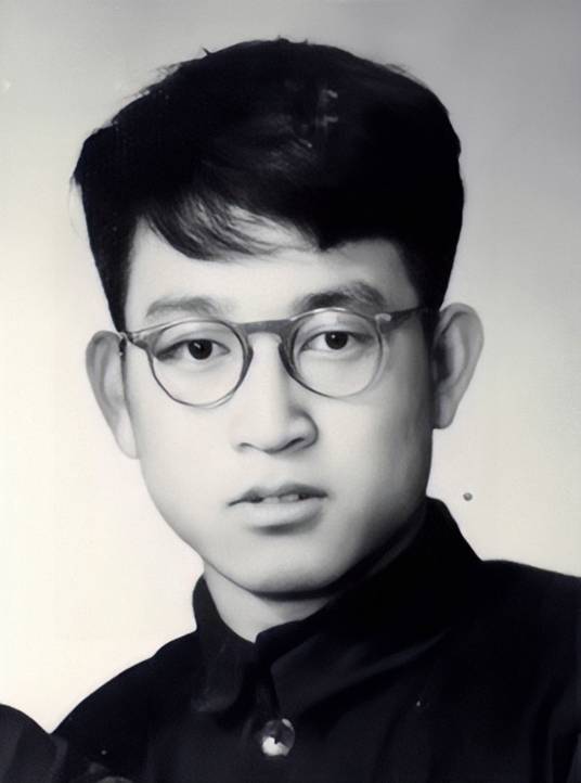 刘绍棠（中国著名乡土文学作家）