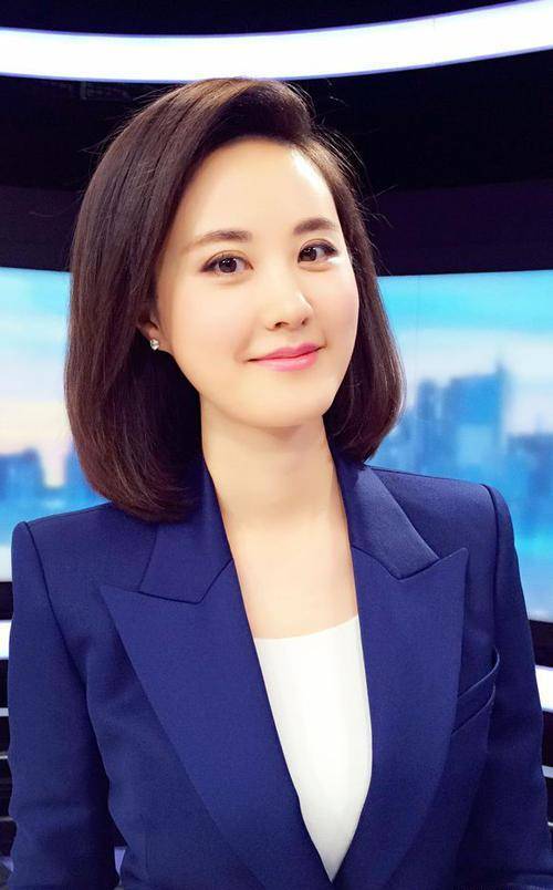 秦方（中国内地女主持人）