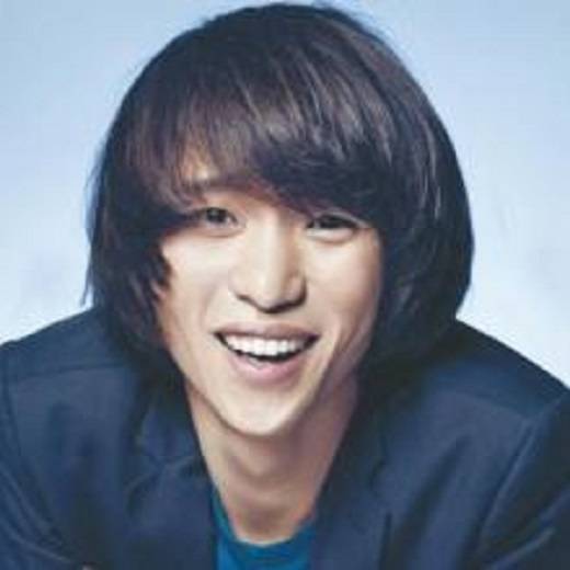 毛川（中国内地摇滚男歌手、逃跑计划乐队主唱）