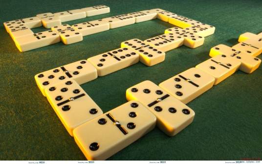 推牌九（古老中国骨牌游戏）