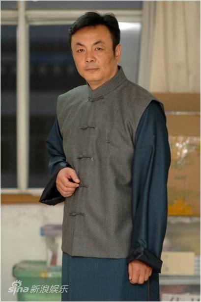 曹毅(话剧演员)