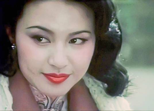 陈白露（曹禺话剧《日出》中主要人物）